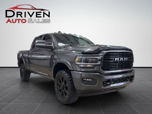 2022 RAM 2500 Laramie Crew Cab 4x4 6'4' Box