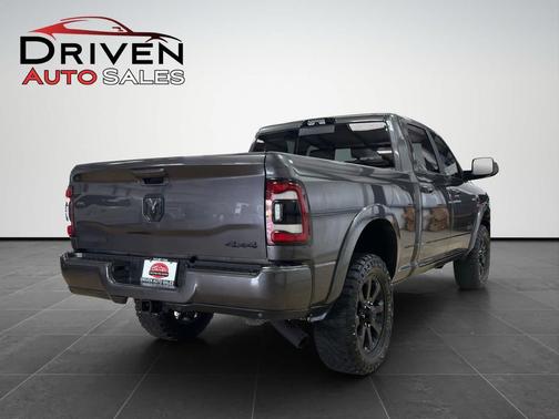 2022 RAM 2500 Laramie Crew Cab 4x4 6'4' Box