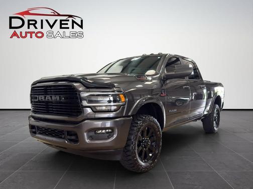 2022 RAM 2500 Laramie Crew Cab 4x4 6'4' Box