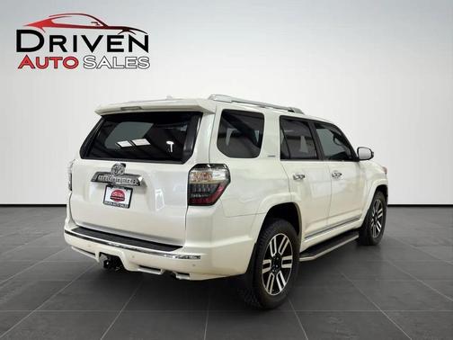 Blizzard Pearl 2020 Toyota 4Runner Limited