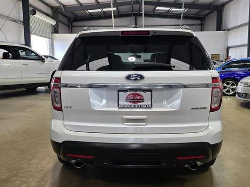 White Platinum Metallic Tri-Coat 2014 Ford Explorer XLT