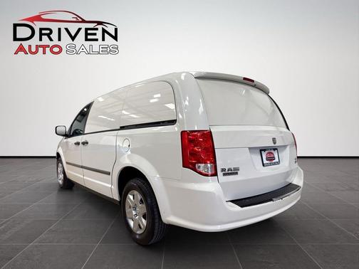 2012 RAM Cargo C/V