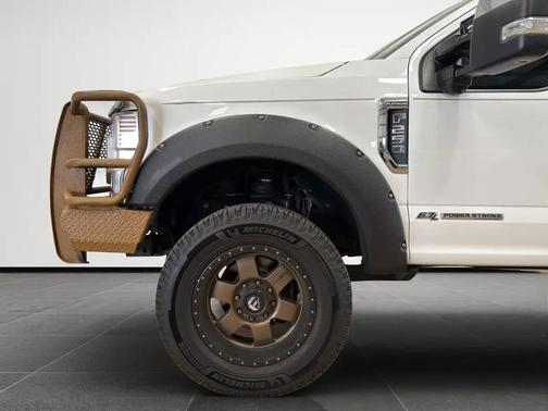 Star White Metallic Tri-Coat 2021 Ford F-250 Platinum