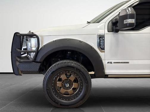 Star White Metallic Tri-Coat 2021 Ford F-250 Platinum
