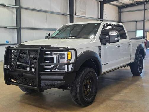 Star White Metallic Tri-Coat 2021 Ford F-250 Platinum Truck