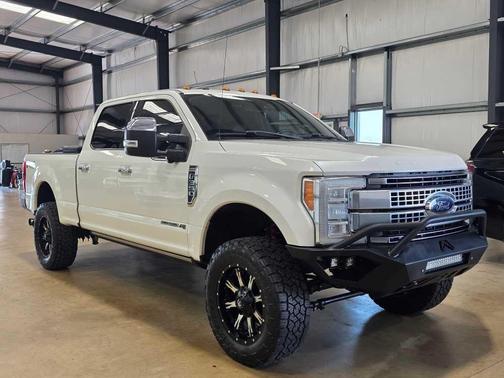 2017 Ford F-350 Platinum