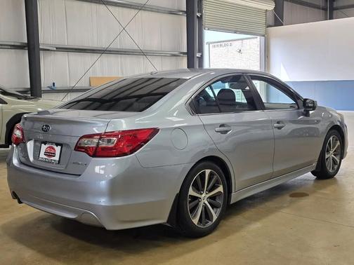 Ice Silver Metallic 2015 Subaru Legacy Limited