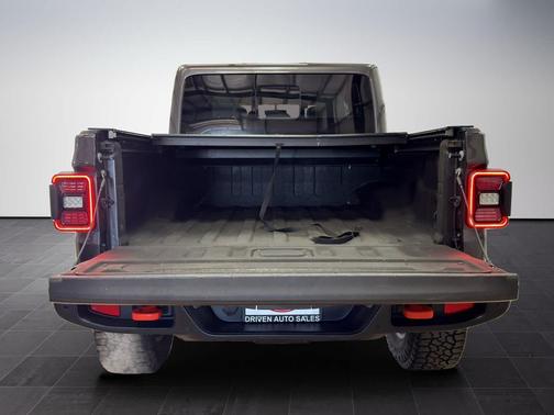 Granite Crystal Metallic Clearcoat 2021 Jeep Gladiator Mojave 4x4