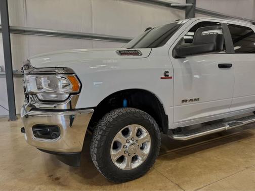 2024 RAM 2500 Big Horn Crew Cab 4x4 6'4' Box