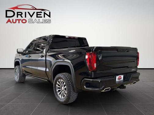 2022 GMC Sierra 1500 AT4