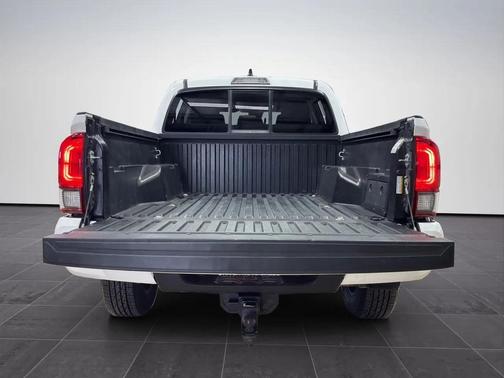 White 2022 Toyota Tacoma SR