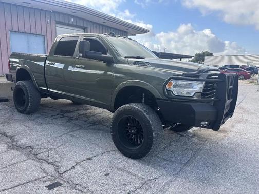 Olive Green Pearlcoat 2021 RAM 2500 Laramie 4x4 Crew Cab 6'4'' Box