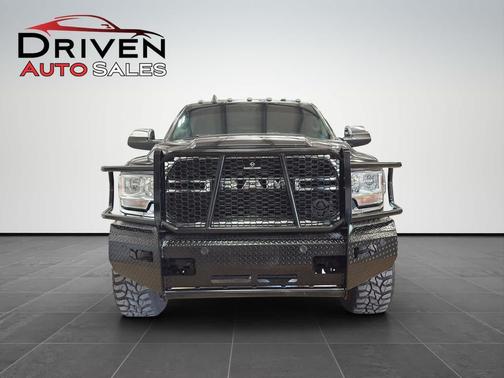 2020 RAM 2500 Tradesman Crew Cab 4x4 6'4' Box