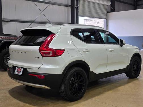 2022 Volvo XC40 T5 Inscription
