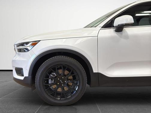 2022 Volvo XC40 T5 Inscription