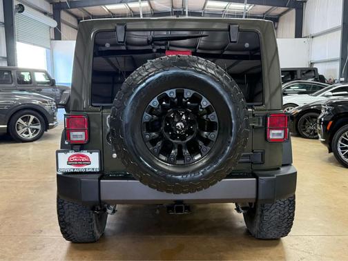 2016 Jeep Wrangler Unlimited Black Bear