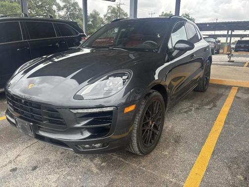 Volcano Grey Metallic 2017 Porsche Macan Macan GTS