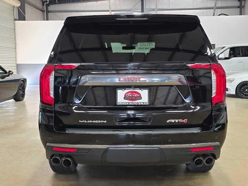 2022 GMC Yukon 4WD AT4