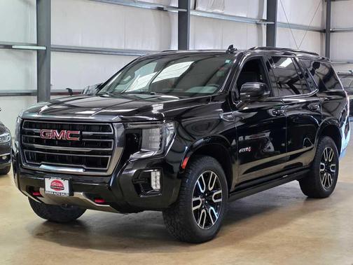 2022 GMC Yukon 4WD AT4