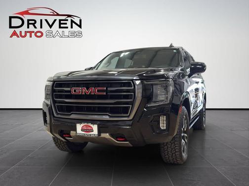 Onyx Black 2022 GMC Yukon 4WD AT4 SUV