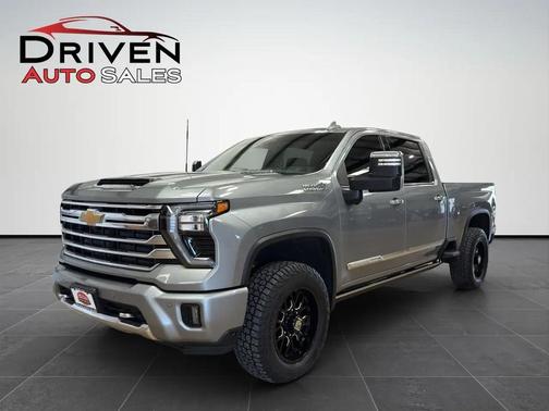 Sterling Gray Metallic 2024 Chevrolet Silverado 2500 High Country