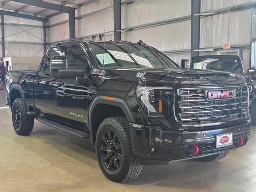 2025 GMC Sierra 2500 AT4