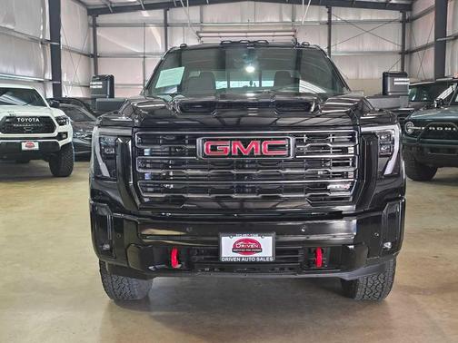 2025 GMC Sierra 2500 AT4