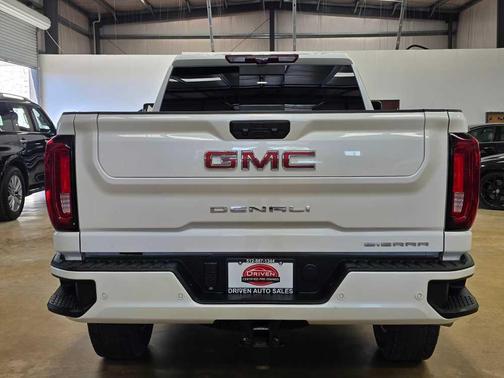 2023 GMC Sierra 2500 Denali