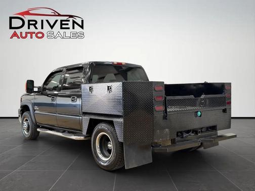 Black 2005 Chevrolet Silverado 3500 LT Crew Cab