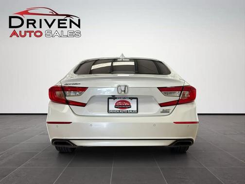 Platinum White Pearl 2020 Honda Accord Touring 2.0T