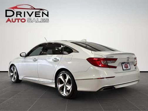 Platinum White Pearl 2020 Honda Accord Touring 2.0T