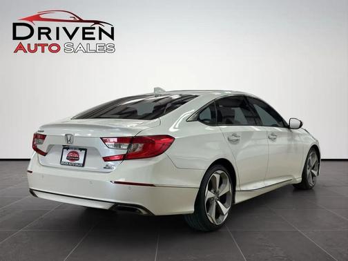 Platinum White Pearl 2020 Honda Accord Touring 2.0T