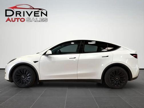 Pearl White Multi-Coat 2021 Tesla Model Y Long Range Dual Motor All-Wheel Drive
