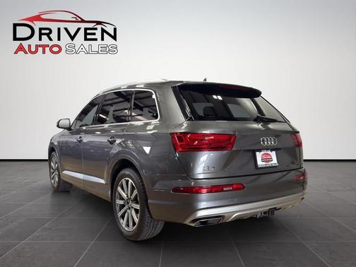 2018 Audi Q7 2.0T Premium Plus