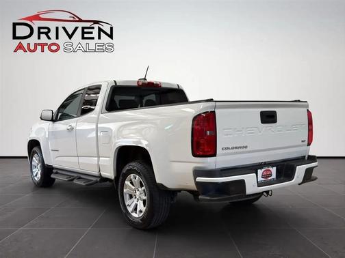 Summit White 2021 Chevrolet Colorado LT