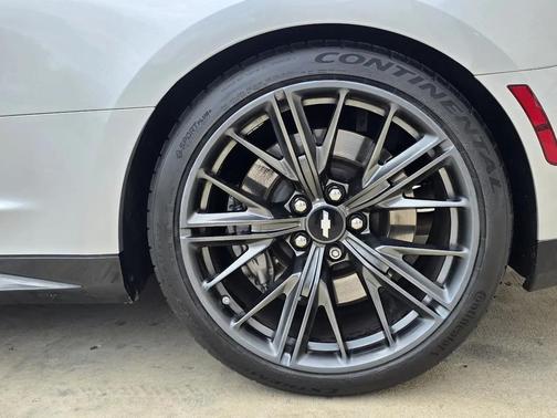 Silver Ice 2018 Chevrolet Camaro ZL1