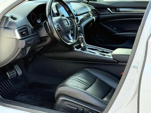 2022 Honda Accord SPORT SE