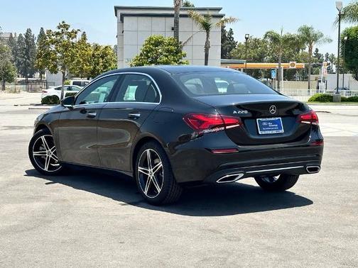 2022 Mercedes-Benz A-Class A 220