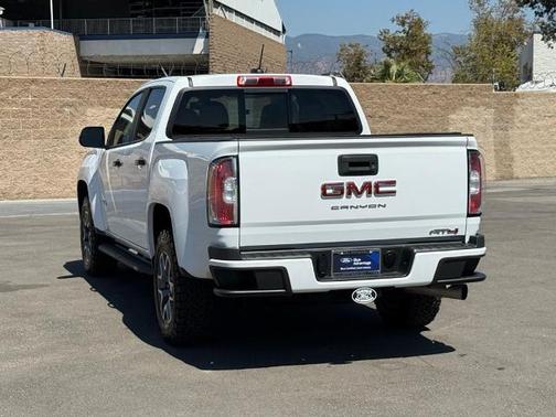 2022 GMC Canyon AT4