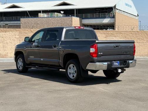 2017 Toyota Tundra SR5