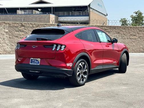 2024 Ford Mustang Mach-E SELECT