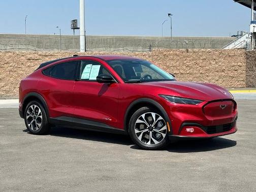 2024 Ford Mustang Mach-E SELECT