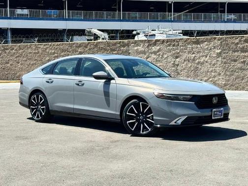 2024 Honda Accord TOURING