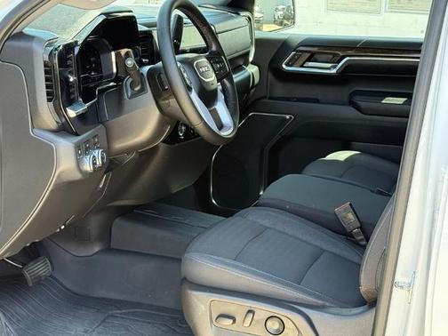 Summit White 2024 GMC Sierra 1500 ELEVATION