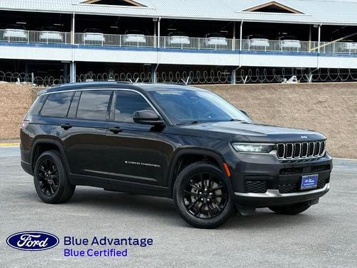 Diamond Black 2023 Jeep Grand Cherokee LAREDO