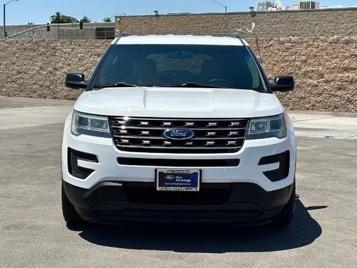 2017 Ford Explorer BASE