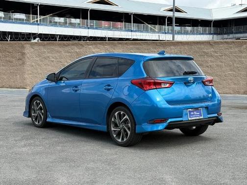 Blue 2018 Toyota Corolla iM BASE