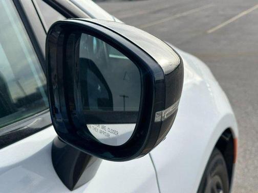 2024 Chrysler Pacifica Hybrid S Appearance Pkg