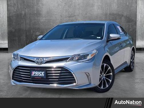 2017 Toyota Avalon XLE