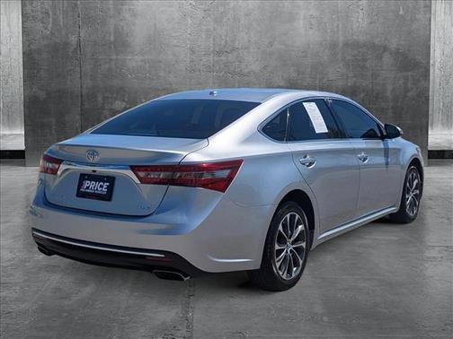 2017 Toyota Avalon XLE